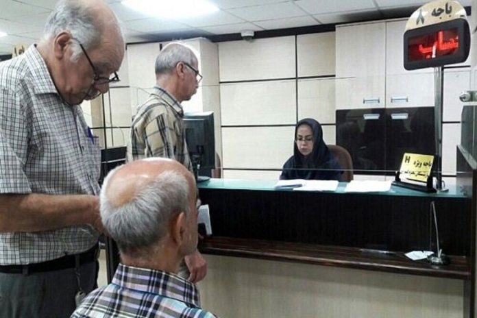 ۳۰۰ هزار فقره وام ضروری ۵۰ میلیون تومانی به بازنشستگان پرداخت می‌شود