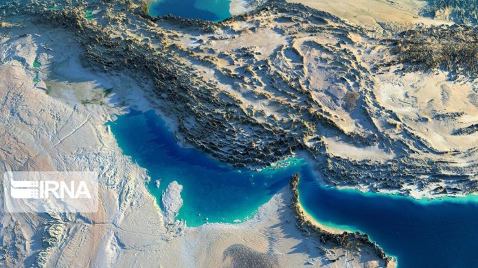 دستگاه‌های فرهنگی و دیپلماتیک کشور از نام خلیج فارس پاسداری کنند