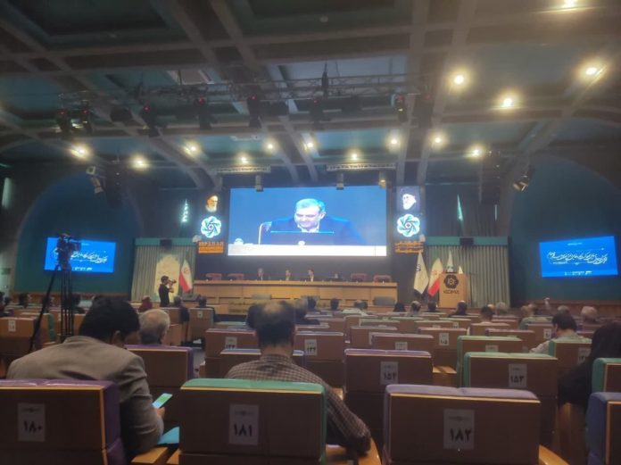 عضو اتاق ایران: فعالان اقتصادی اجرای قانون «بهبود محیط کسب و کار» را پیگیری کنند